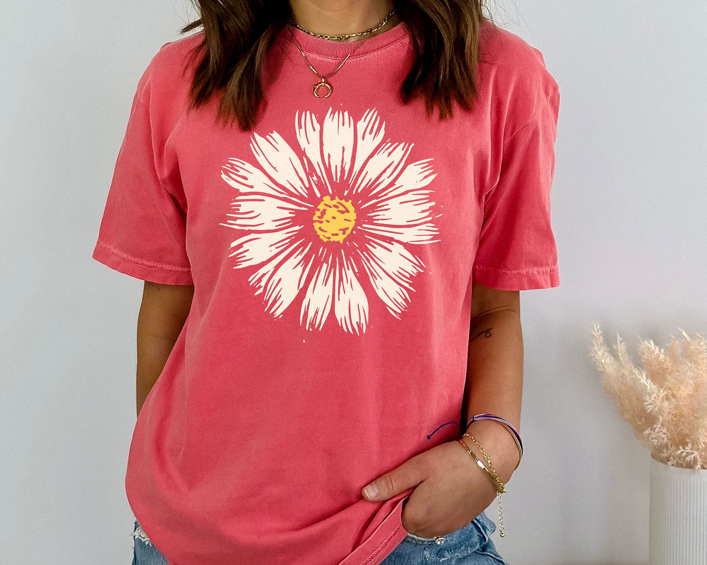 Comfort Colors Daisy Shirt, Wildflower Tshirt , Floral Tshirt, Cute Boho Shirt, Comfort Colors Flower Tshirt, Women's Plant Tee