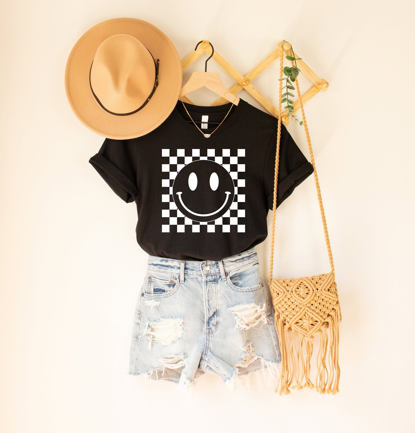 Smiley Face Shirt,Happy Face Sweatshirt,Smiley Face Checkered Shirt,Retro Shirt Women,Boho Shirt Girls,Trendy Vintage Shirt, Gift for her