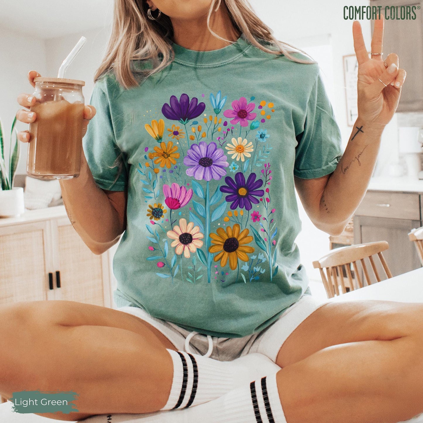 Boho Summer Floral Comfort Colors® Shirt, Retro Spring Flowers Tshirt, Summer Vibes Shirt, Wildflowers Graphic Tee, Summer Flowers Aesthetic